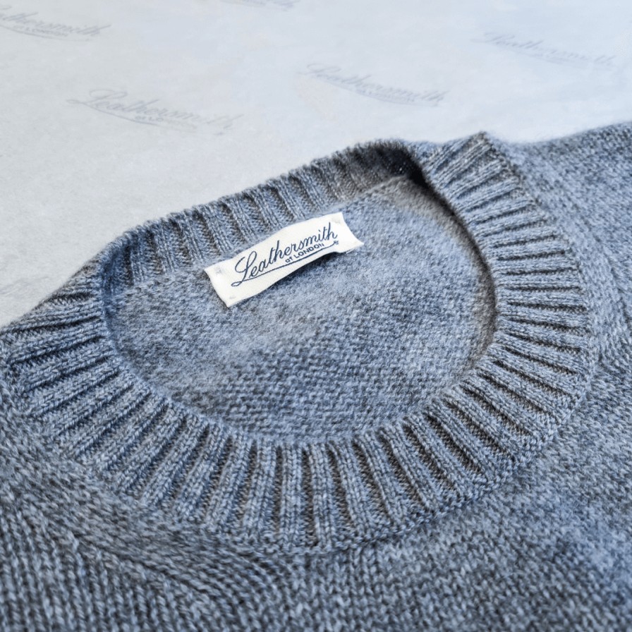 Leathersmith of London Knitwear | Crew Neck Cashmere Sweater Grey